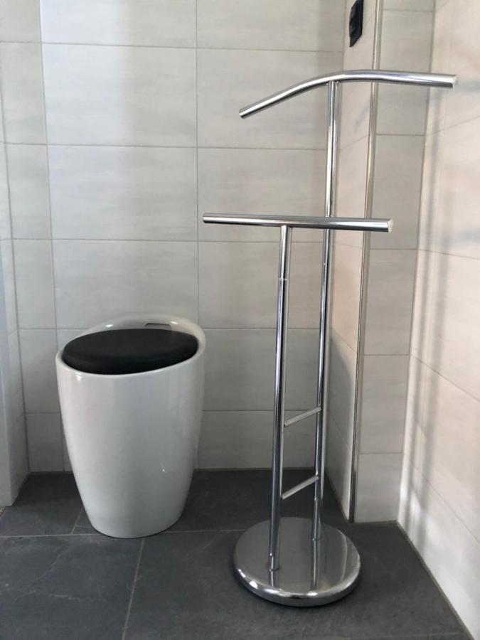 Body Kult Loft - Modernes Appartement Mit 2 Separaten Schlafzimmern Zwickau Exterior photo