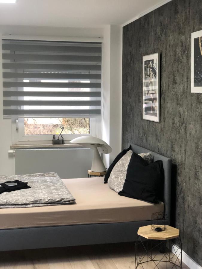 Body Kult Loft - Modernes Appartement Mit 2 Separaten Schlafzimmern Zwickau Exterior photo